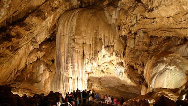 Пещера Мелиссани (фото)