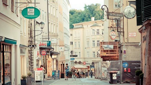 Линцевский переулок в Зальцбурге Линцевский переулок в Зальцбурге