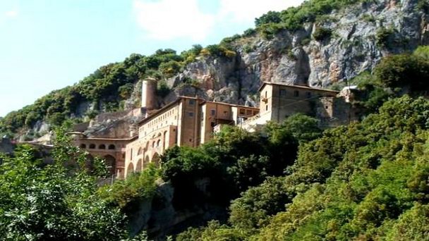 Палата Сан Паоло с фресками Корреджо в Эмилия Романии