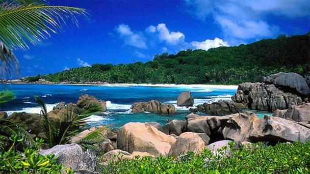 Бухта Реюньон в Ла Диге Бухта Реюньон в Ла Диге