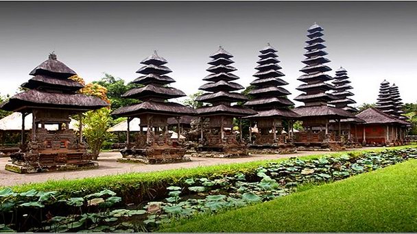 Храмовый комплекс Таман Аюн на Бали