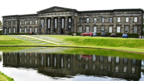 Шотландская национальная галерея современного искусства в Шотландии