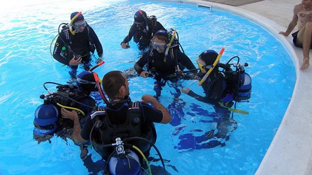 Дайверский центр Голубые плавники на Наксосе