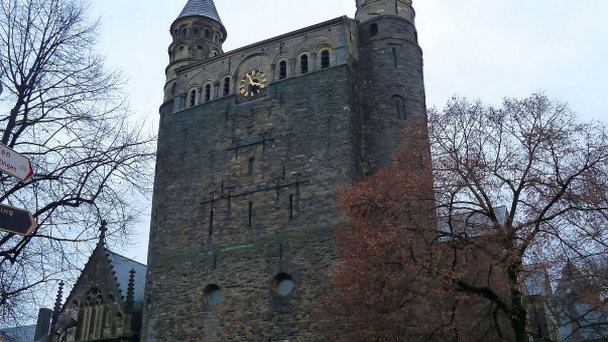 Базилика Девы Марии в Маастрихте