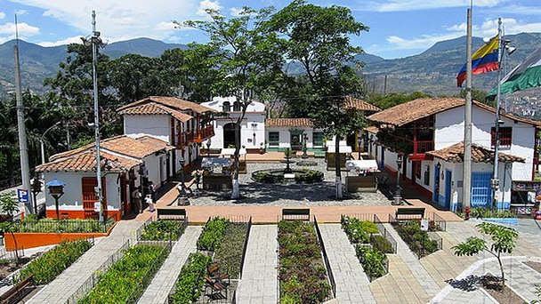 Городок El Pueblito в Медельине