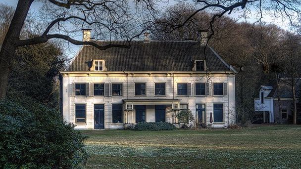 Поместье Ниеув-Aмелисвеерд в Утрехте