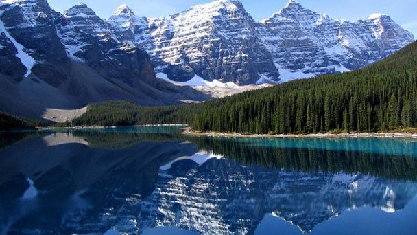 Озеро Уобамун в Альберте