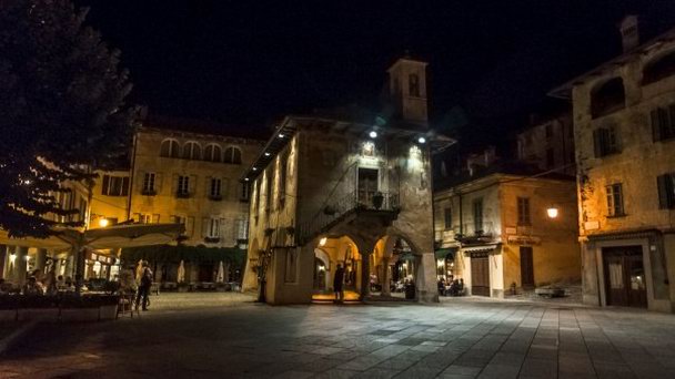 Дворец Коммуны в Пьемонте Дворец Коммуны в Пьемонте