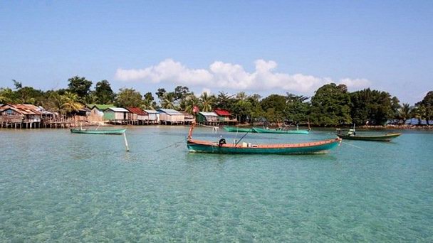 Остров Ко Ронг Самлун в Сиануквиле Остров Ко Ронг Самлун в Сиануквиле