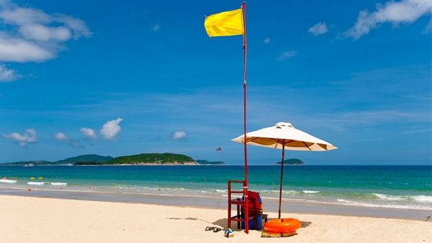 Пляж Ялун-бей Санья в Хунане