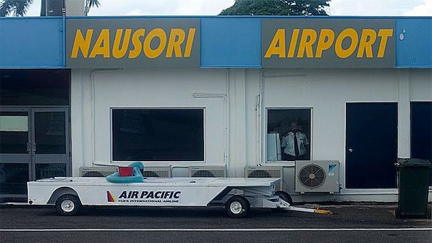 Аэропорт Наусори на Вити-Леву