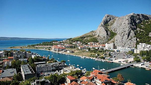 Старый город Омиша в Средней Далмации