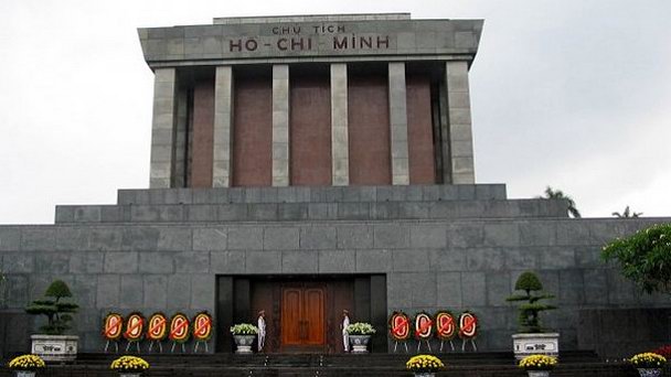 Мавзолей Хо Ши Мина в Ханое