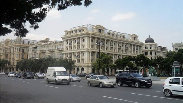 Проспект Нефтяников в Баку Проспект Нефтяников в Баку