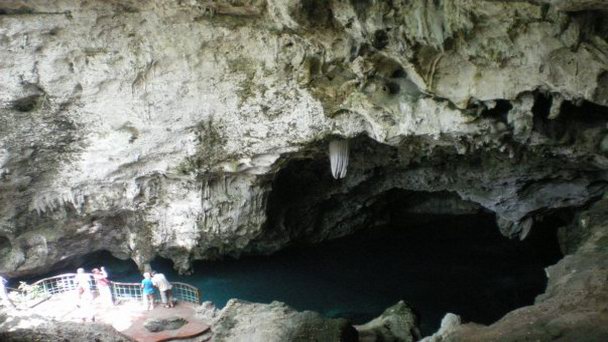 Пещеры Лос-Трес-Охос в Санто-Доминго Пещеры Лос-Трес-Охос в Санто-Доминго