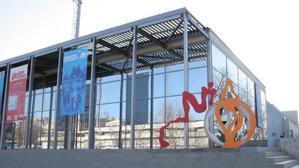 олимпийский парк в лозанне статуи. музей изобразительных искусств в лозанне, швейцария. музей олимпийского движения. олимпийский музей швейцарии. лозанна олимпийский парк.