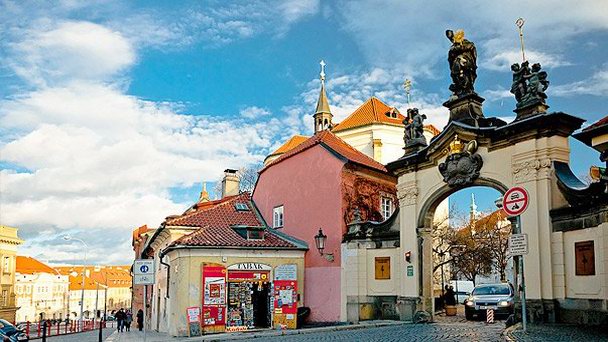 Барочные ворота Святого Норберта в Праге Барочные ворота Святого Норберта в Праге