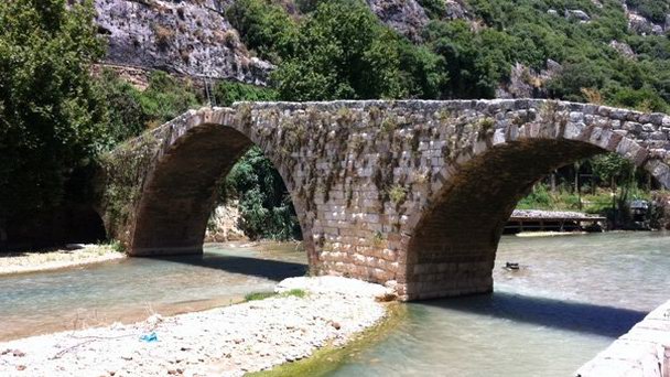 Собачья река в Бейруте