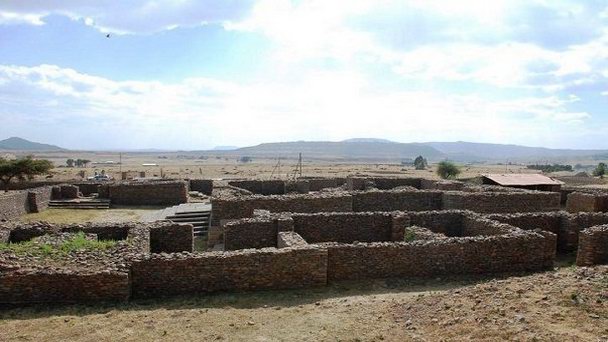 Дворец царицы Савской в Лалибеле Дворец царицы Савской в Лалибеле