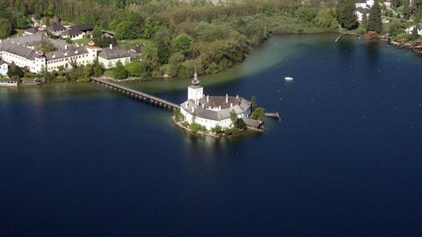 Замок Орт в Зальцкаммергуте