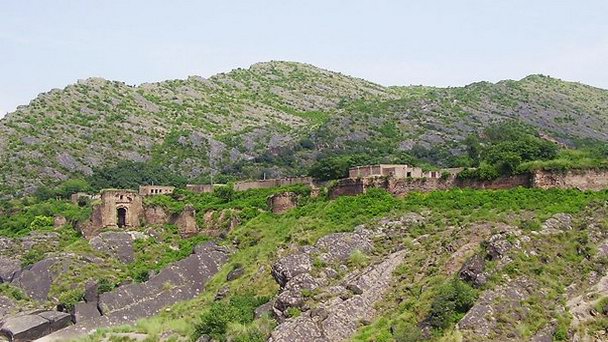 Форт Pharwala в Исламабаде Форт Pharwala в Исламабаде