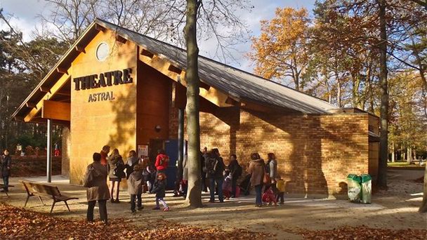 Театр Астраль в Париже