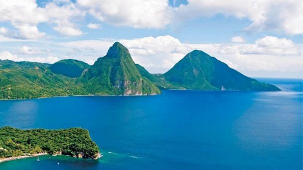 Вулкан Пти-Питон в Сент Люсии Вулкан Пти-Питон в Сент Люсии