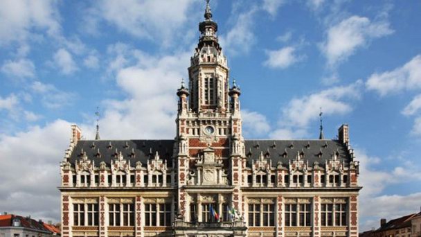 Ратуша Схарбека в Брюсселе