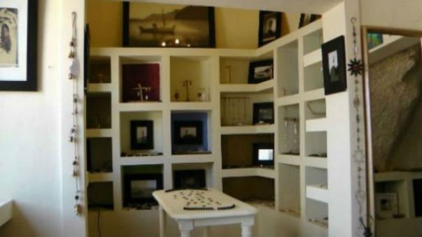 Галерея Mnemossyne Artists House на Санторини