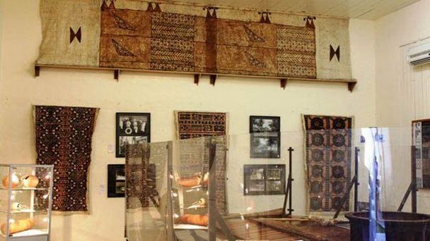 Национальный музей Самоа в Апиа Национальный музей Самоа в Апиа