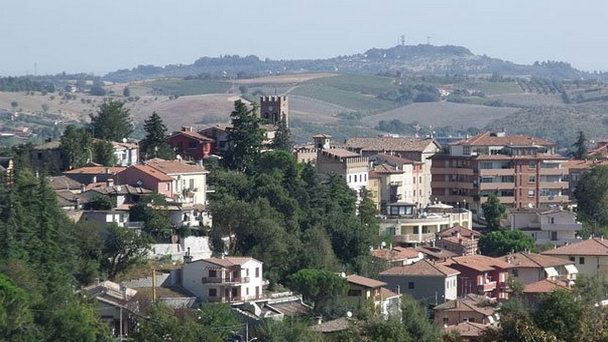 Город-замок Серравалле