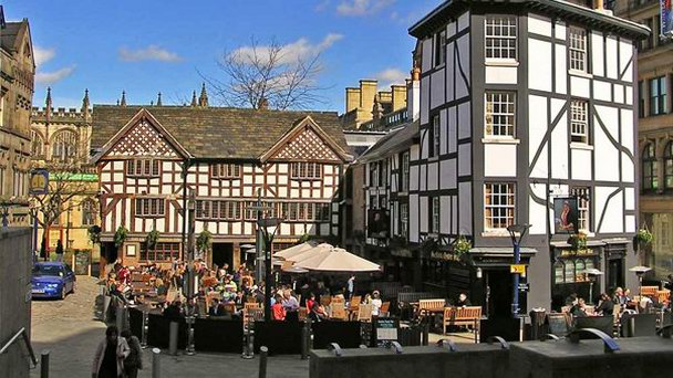 Площадь Shambles Square в Англии