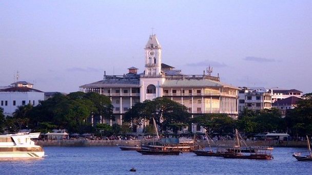 Дворец султана в Стоун-Тауне в Занзибаре