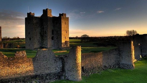 Замок Трим в Мите