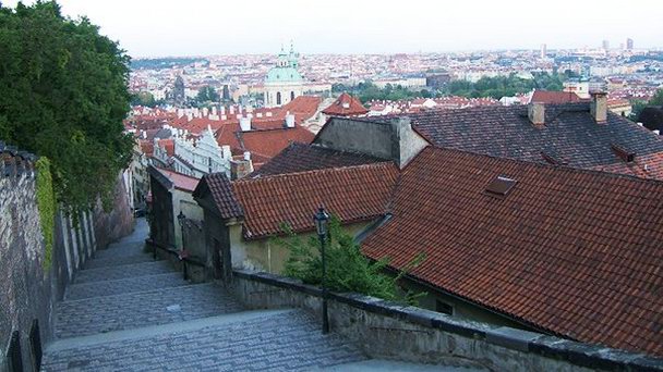 Старая замковая лестница в Праге