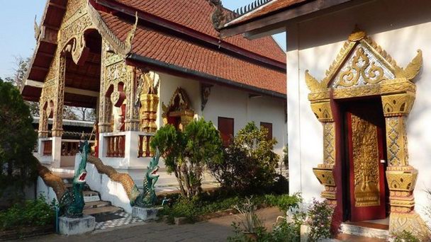 Храм на холме в Мей-Хонг-Соне