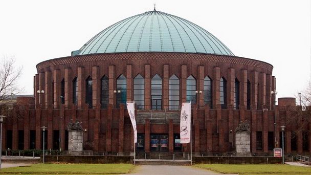 Концертный зал Tonhalle Dusseldorf в Дюссельдорфе Концертный зал Tonhalle Dusseldorf в Дюссельдорфе