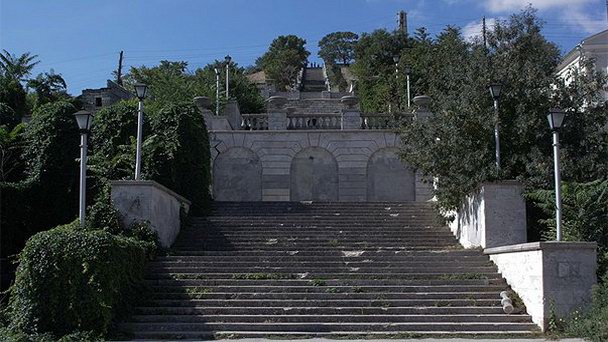 Гора Митридат в Крыму