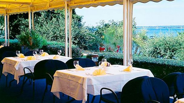 Ресторан Fortuna Island на п-ове Истрия Ресторан Fortuna Island на п-ове Истрия