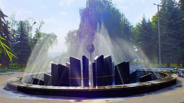Городской фонтан в Сороки Городской фонтан в Сороки