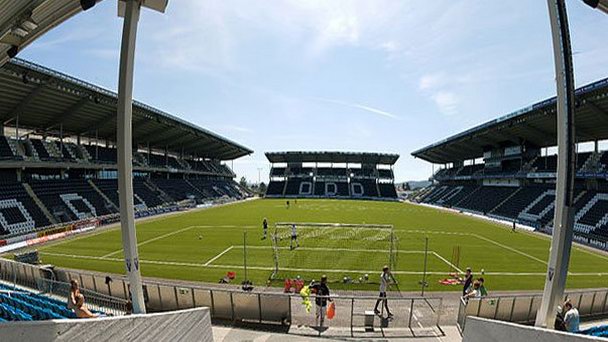 Стадион «Скагерак Арена» в Телемарке