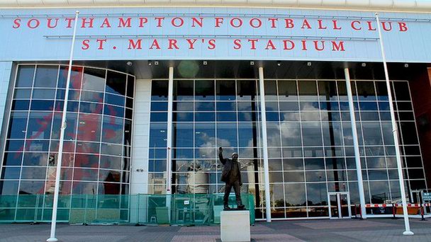 Стадион Святой Марии в Англии