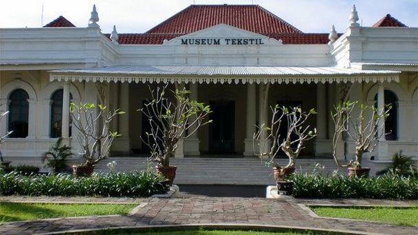Музей текстиля в Джакарте на Яве