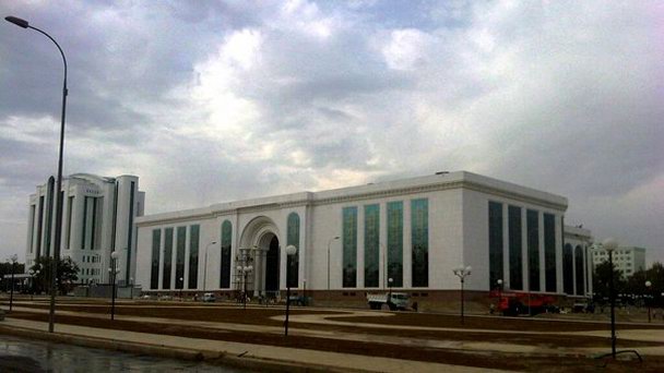 Национальная библиотека Узбекистана им. Алишера Навои в Ташкенте Национальная библиотека Узбекистана им. Алишера Навои в Ташкенте