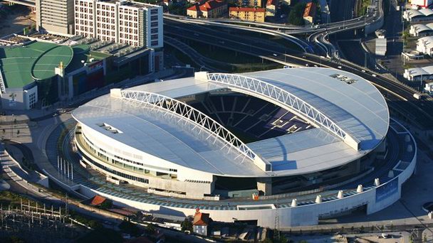 Стадион Драгао в Порту Стадион Драгао в Порту