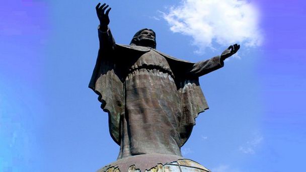 Статуя Христа в Баукау