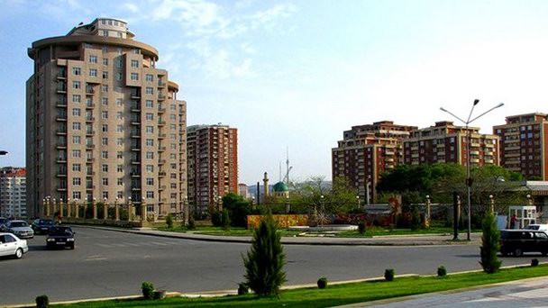 Улица Бакиханова в Баку Улица Бакиханова в Баку