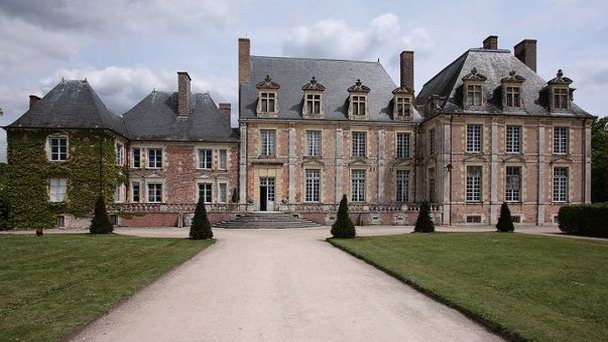 Замок Ла Ферте в Долине Луары Замок Ла Ферте в Долине Луары