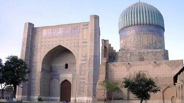 Соборная мечеть Биби-Ханым в Самарканде