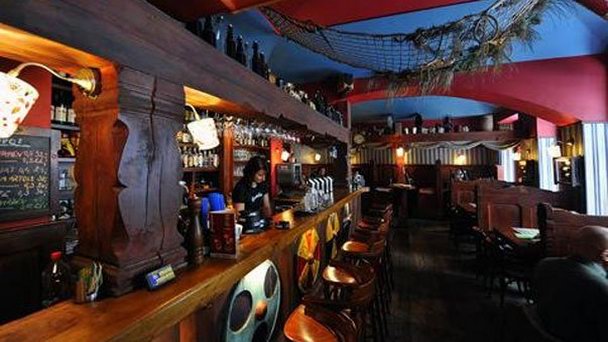 Пивная «Лось в Осло» в Праге